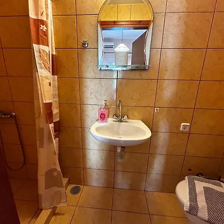 Retro Guest house *