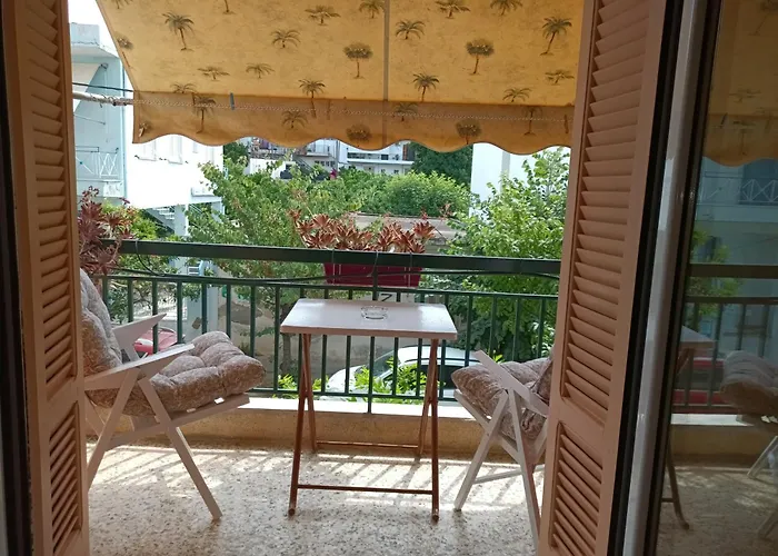 Retro Λουτρά Αιδηψού